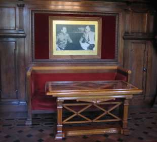 Schreibpult in den Konferenzräumen