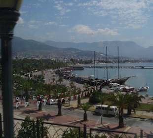 Anfahrt zum Hafen Alanyas