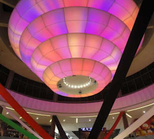 Leuchtende Deckenlampe