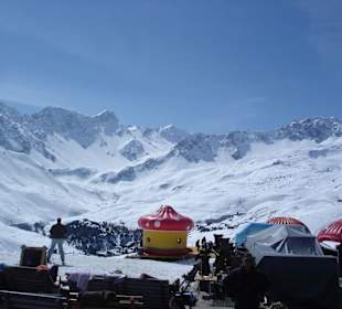 Blick von der Tschuggen-Hütte