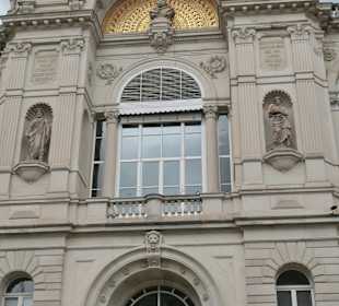 Beim Friedrichsbad in Baden-Baden am Römerplatz