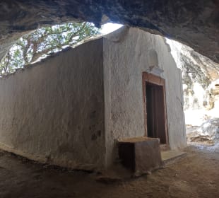 Höhle des Pythagoras