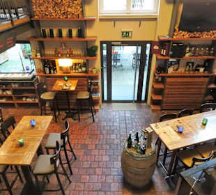 Impressionen aus der Spitz Weinbar by Topaz