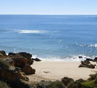 An der Praia de Albandeira bei Benagil