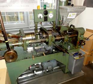 Moderne Kunststofffabrikation in Lohne