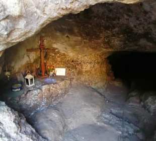 Höhle beim Kloster Katholiko