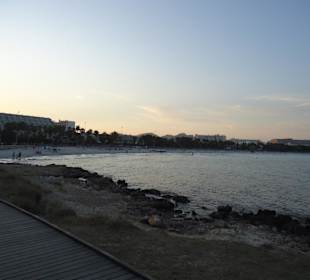 Linke Seite vom Strand