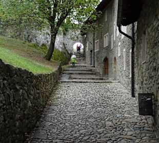 Aufgang zur Burg