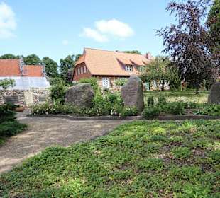Kriegerdenkmal an der Kirche