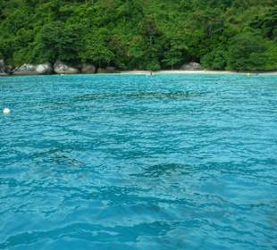 Strahlend Blaues Wasser