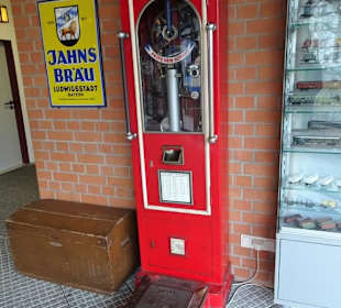 Die historische Bahnhofs-Personenwaage