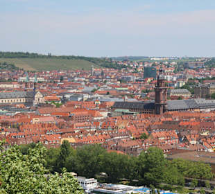 Blick auf die Altstadt von Würzburg
