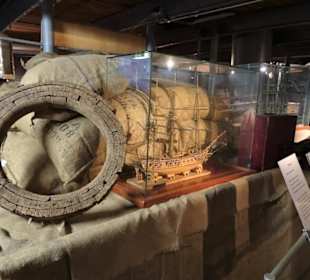 Die Ausstellung im Laderaum der Rickmer Rickmers