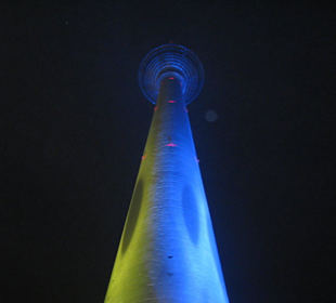 Berliner Fernsehturm am Alexanderplatz
