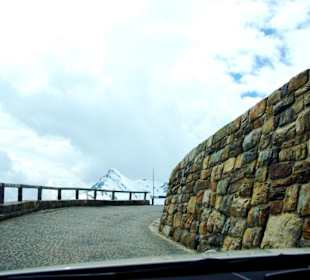 Auffahrt zur Edelweißspitze