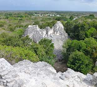 Blick auf das Nebengebäude