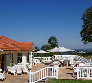 Die Terrasse des Clubhauses 