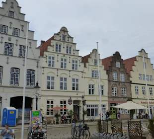 Eiderstedtrundfahrt: unterwegs in Friedrichstadt