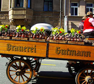 Brauereiwagen Bier gibt es noch