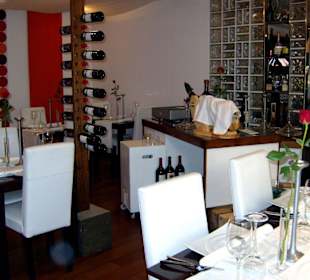 Im Restaurant die Tische
