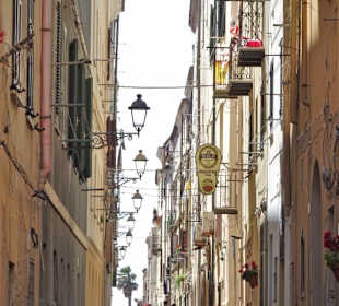 Impressionen aus der Altstadt von Alghero