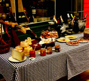 Kostproben am Schinkenstand