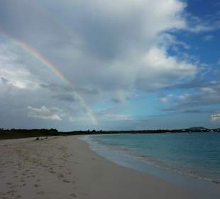 Regenbogen an der Rendezvous Bay