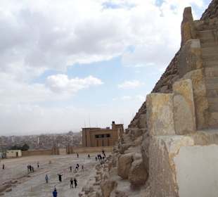 Pyramidy