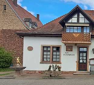 Brunnen mit Putto Bronzeskulptur in Landstuhl