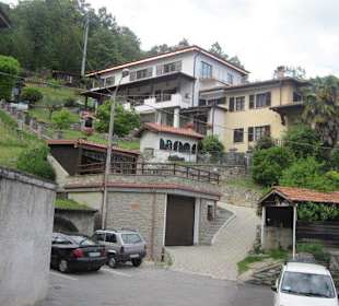 Der wunderschöne Bergort Stazzona