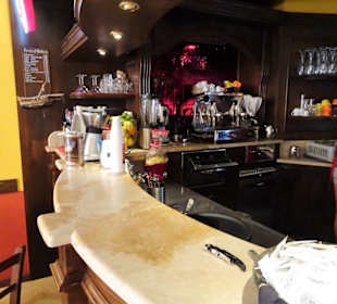 Der Tresen der Bar al Barchet