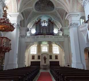 Decke mit Orgel