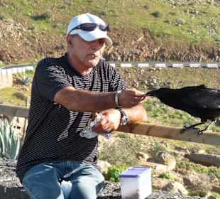 Antonio bei der Fütterung