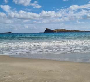 Sandstrand glasklares Wasser