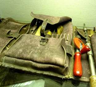 Werkzeug eines Sattlers