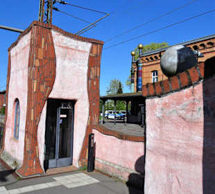 Liftstation am Bahnsteig