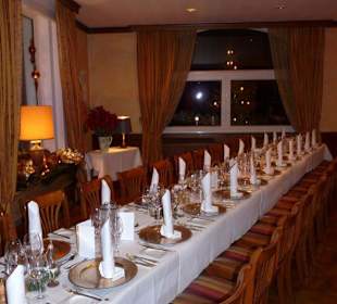 Festliche Weihnachtstafel