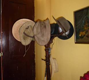 Alte Möbel im ganzem Haus