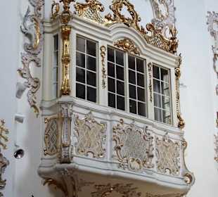 Logen in der Kirche St. Mang