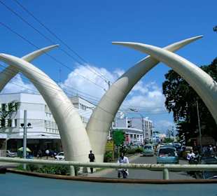 Moi Avenue
