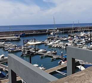 Yachthafen Calheta