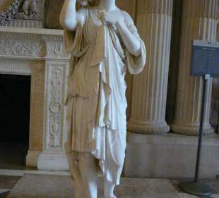 Statue dans le Louvre