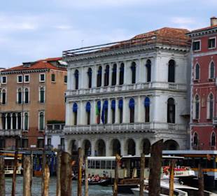 Überall Anlegestellen