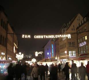 Blick zum Christkindlesmarkt