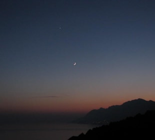 Sonnenuntergang in den Bergen