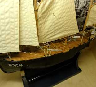 Schiffsmodell im Spicarium