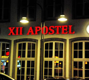 Eingang zum tollen Apostel