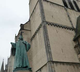 Das Martin-Luther-Denkmal in Magdeburg