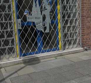 Haus Treuer Husar Blau-Gelb