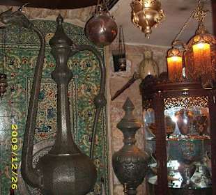 Riesenkaraffe im Kellerrestaurant